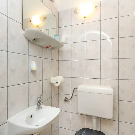 In Bester Lage, Nahe Dem Apartman *